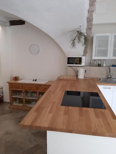 Karin Apartment Arco Luaran gambar