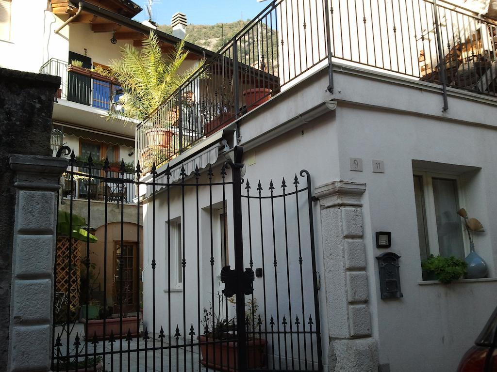 Karin Apartment Arco Bilik gambar