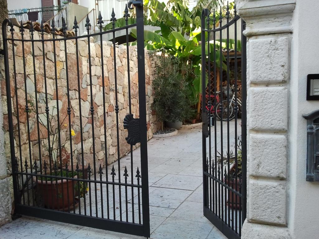 Karin Apartment Arco Luaran gambar