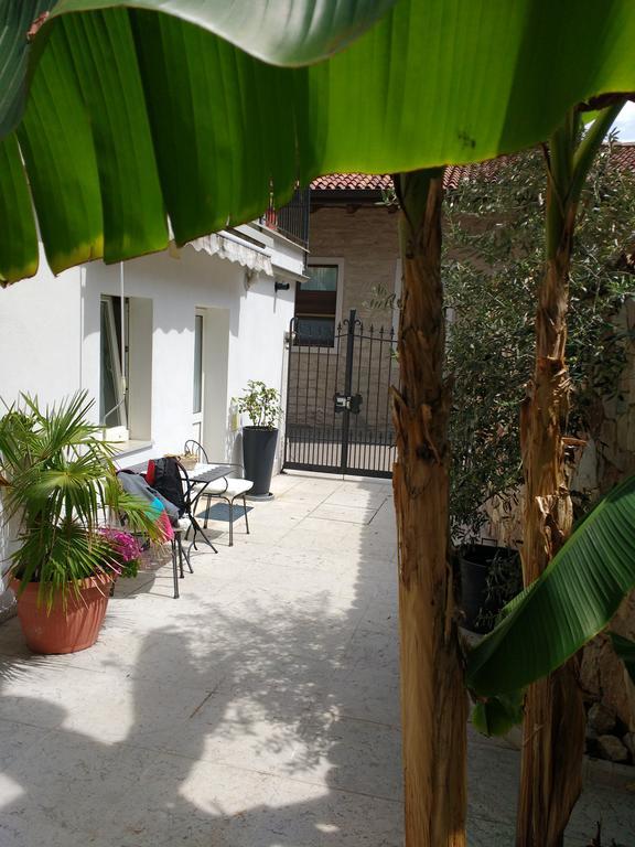 Karin Apartment Arco Luaran gambar
