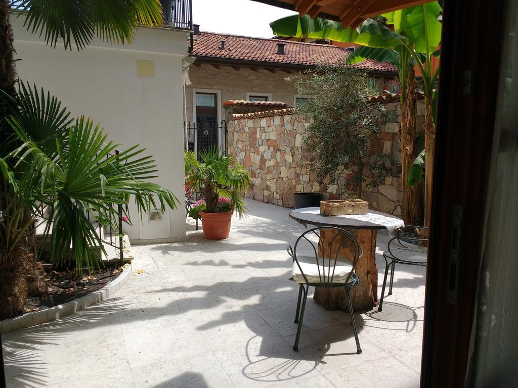 Karin Apartment Arco Luaran gambar