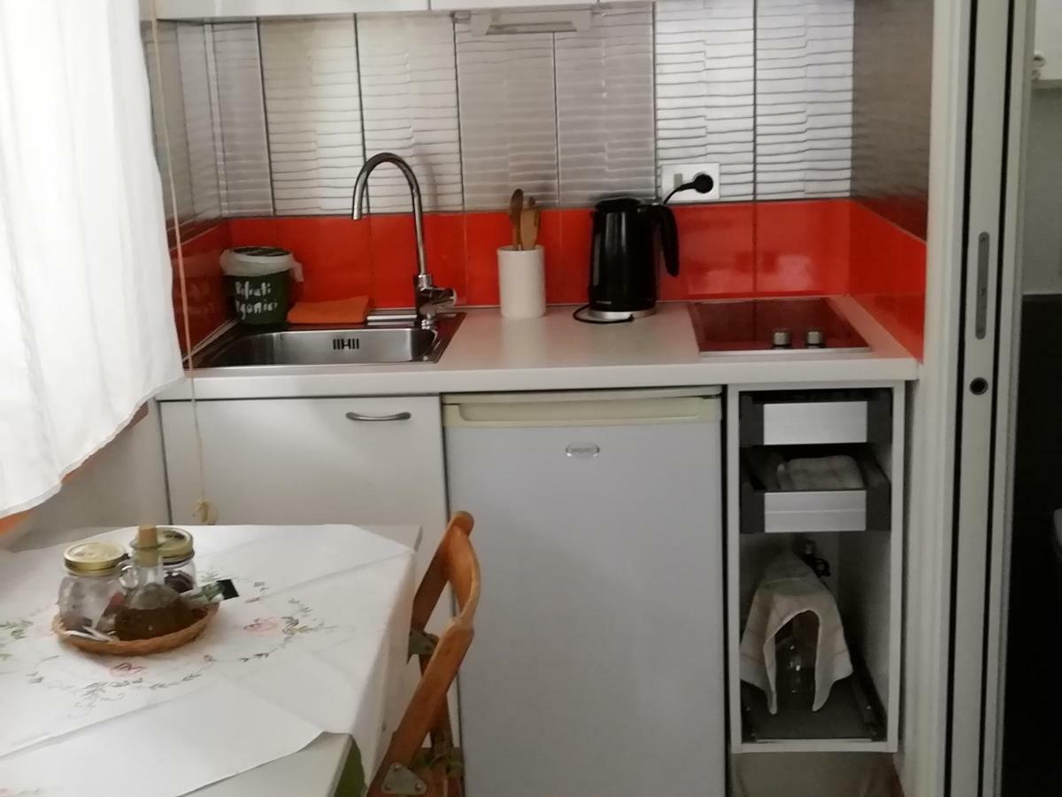 Karin Apartment Arco Luaran gambar